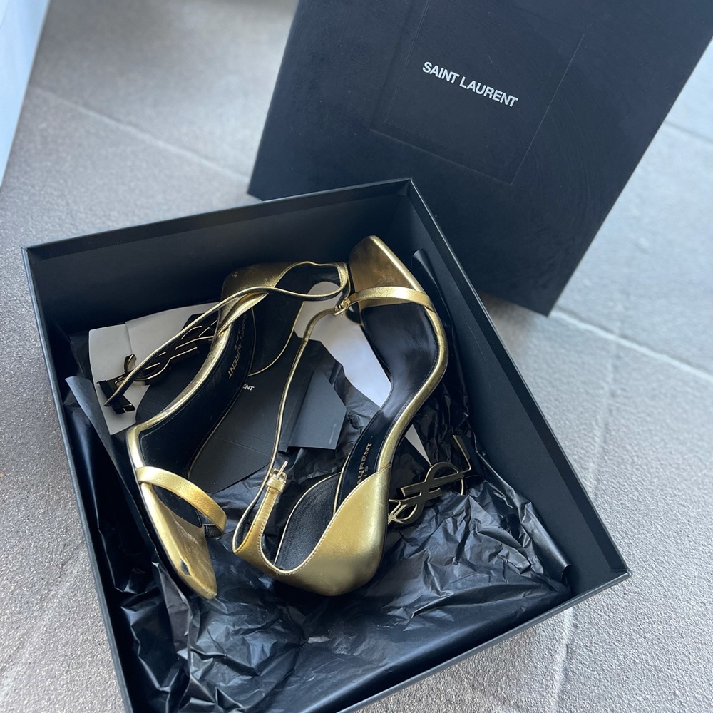 Slightly used YSL heels
